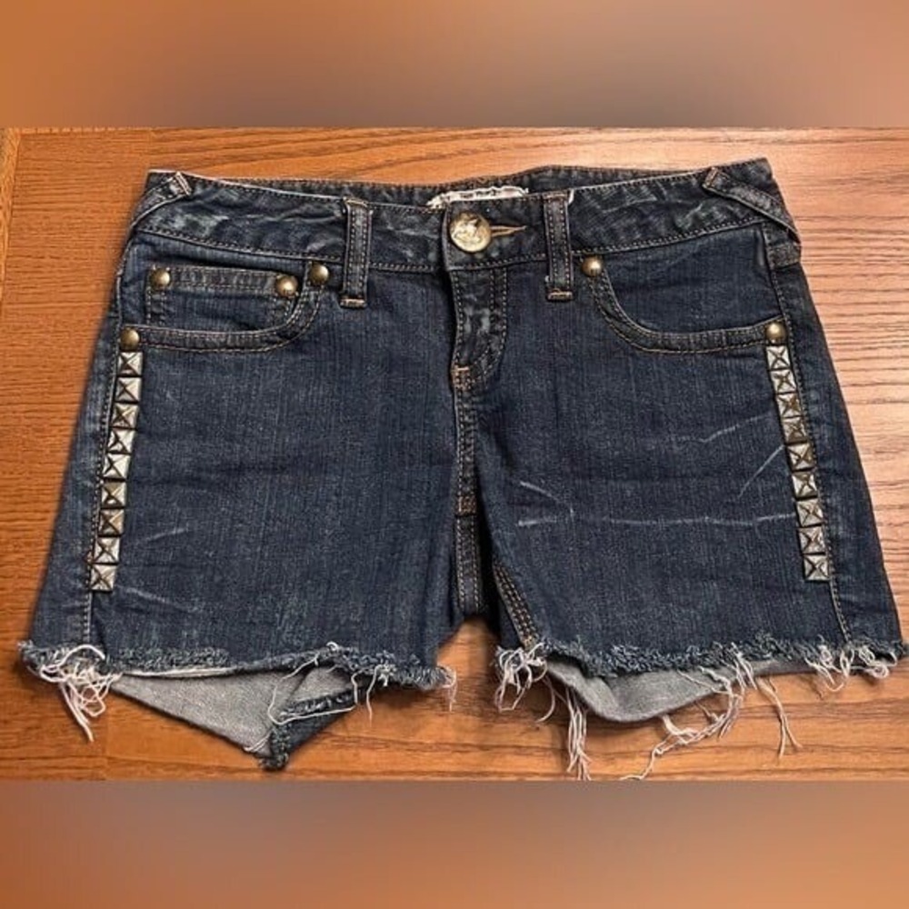 Free People Low Rise Studded‎ Distressed Cutoff Frayed Denim Jean Shorts Size 26